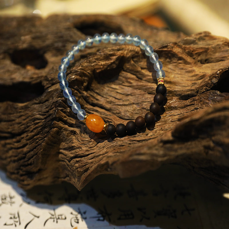 Luminary Terra Agarwood Bracelet - Lunaria