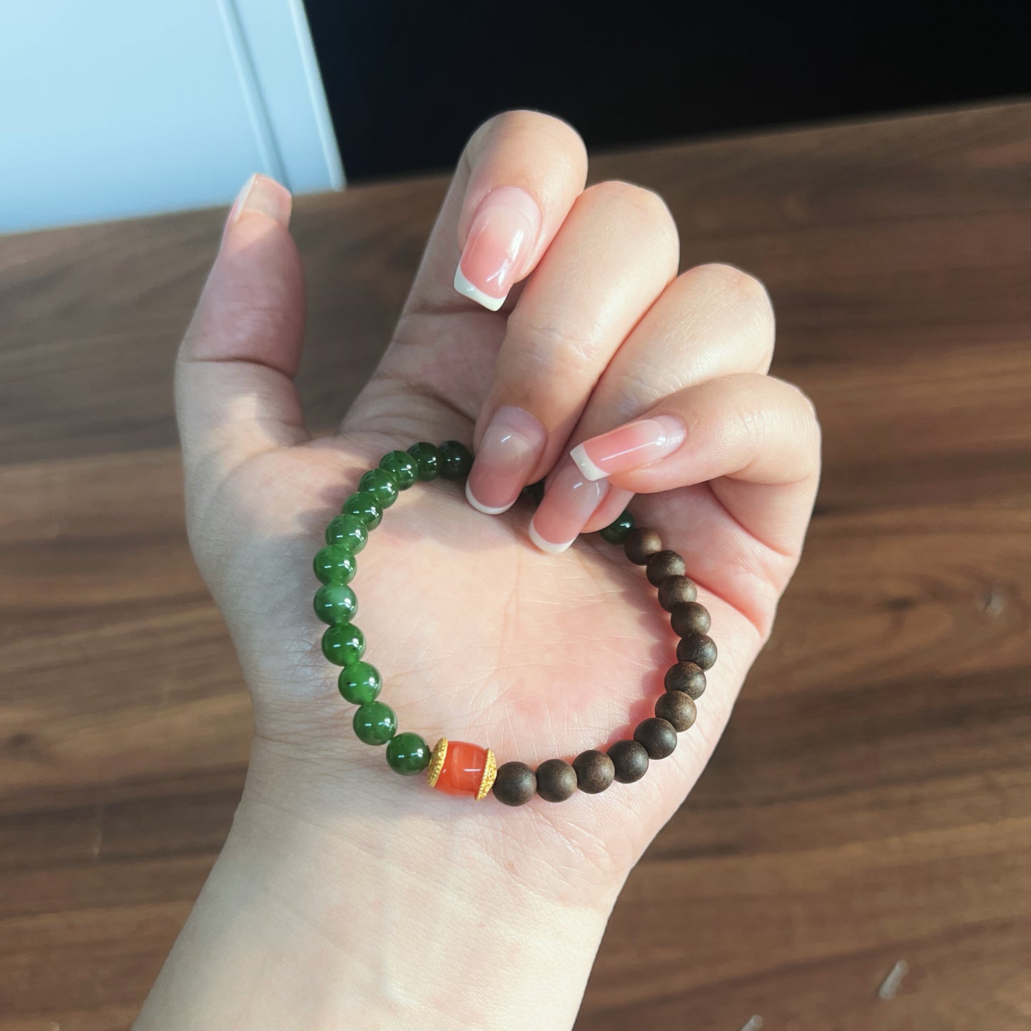 Emerald Aura Enchantment Agarwood Bracelet - Lunaria