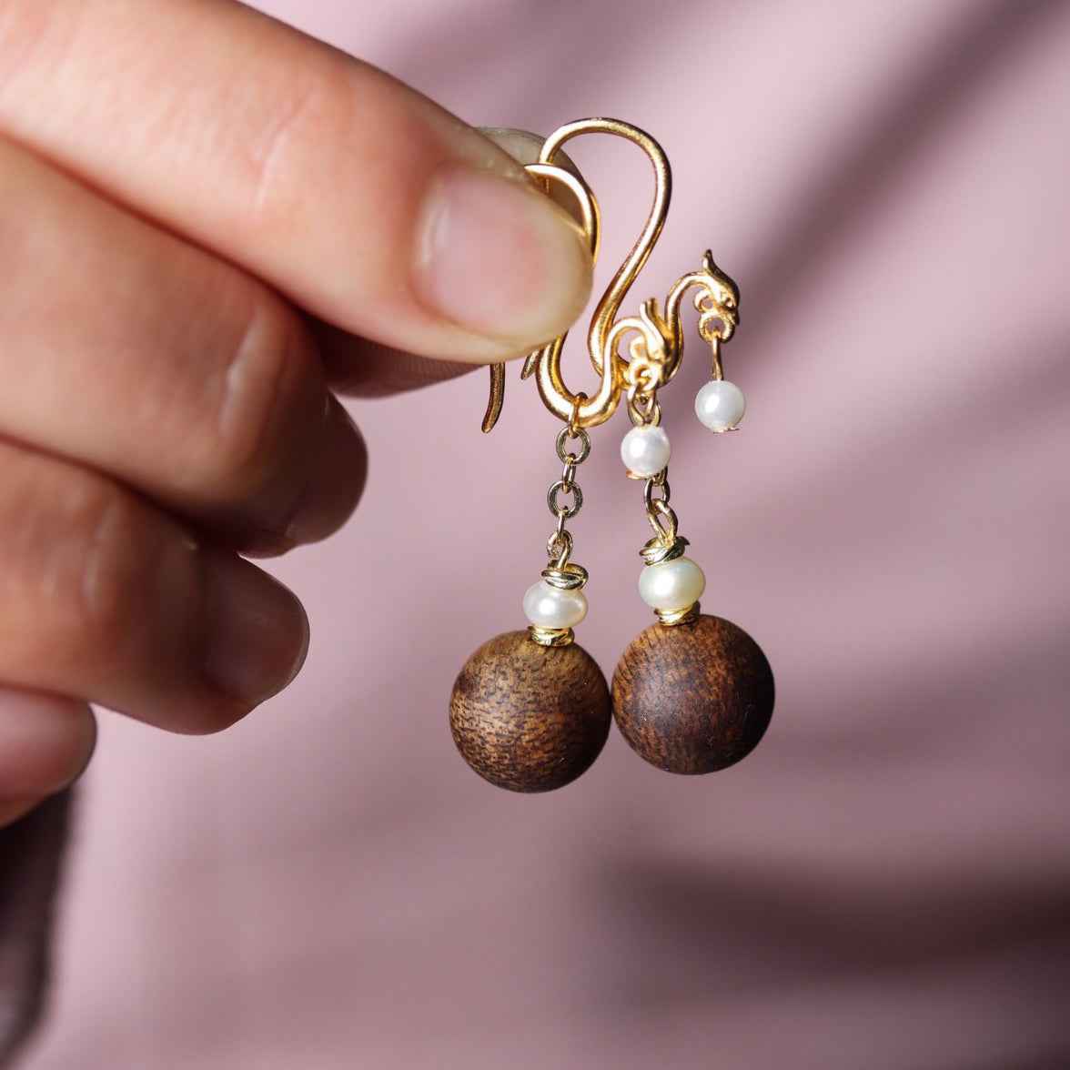 Agarwood Vintage Handmade Long Earrings Pearl Simple Health Earrings - Lunaria