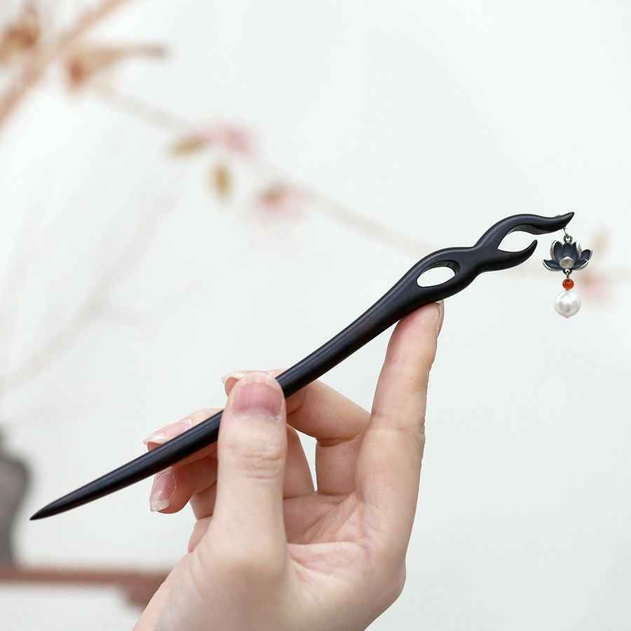 Classical Ebony Lotus Tassel Pendant Blessing Hairpin Exquisite - Lunaria