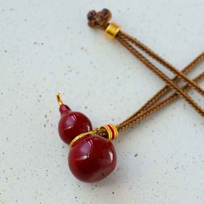 Enamel Gourd Elegant Vintage Pendant Necklace - Lunaria
