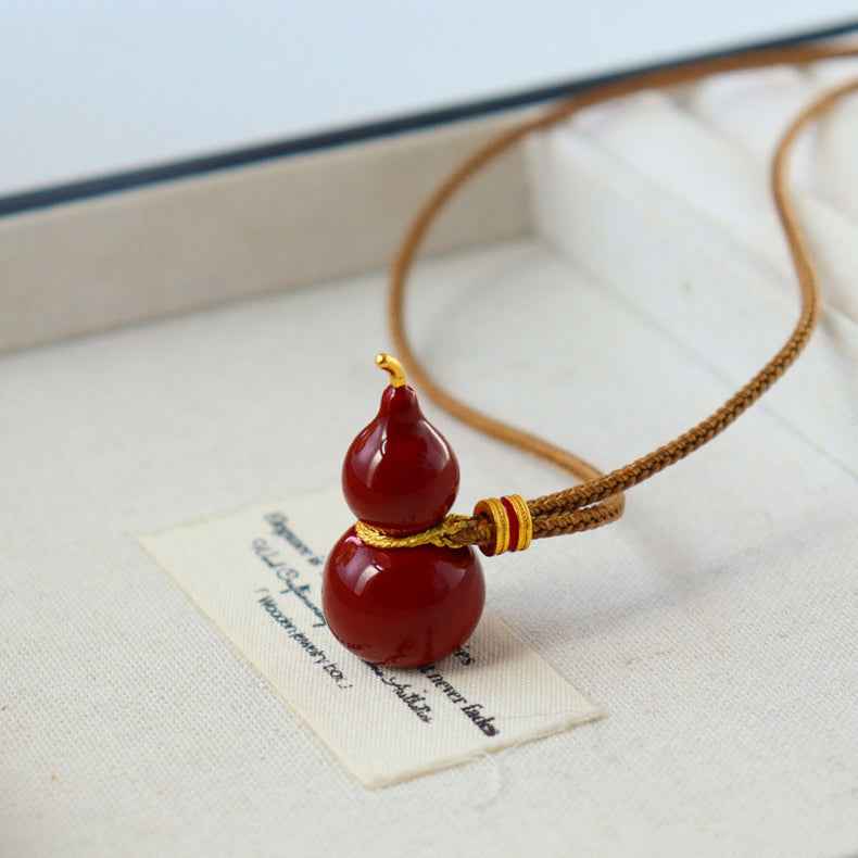 Enamel Gourd Elegant Vintage Pendant Necklace - Lunaria