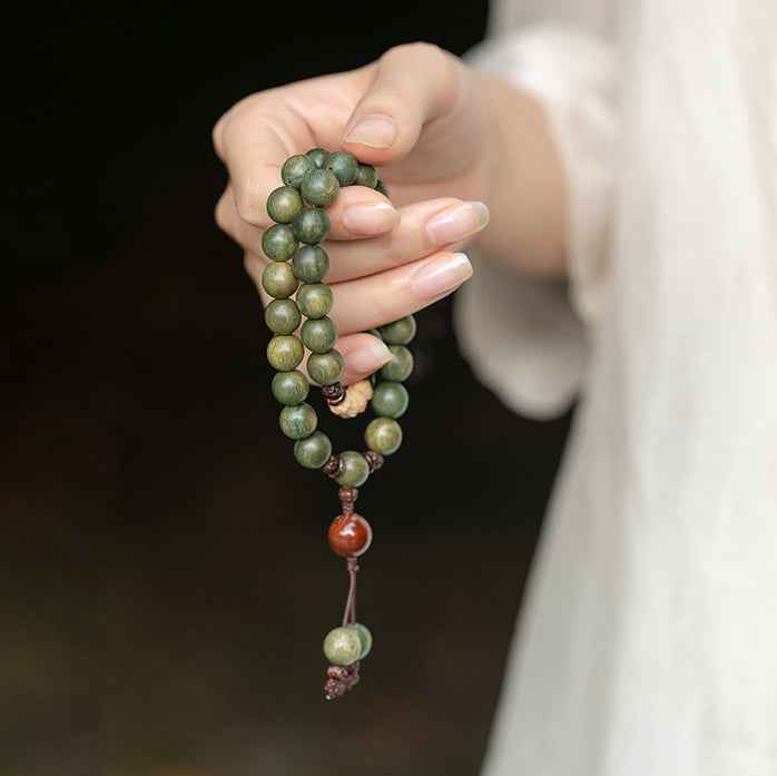 Green Sandalwood Buddhist Beads Bracelet Passion Fruit Seed Bracelet Couple Ethnic Style - Lunaria
