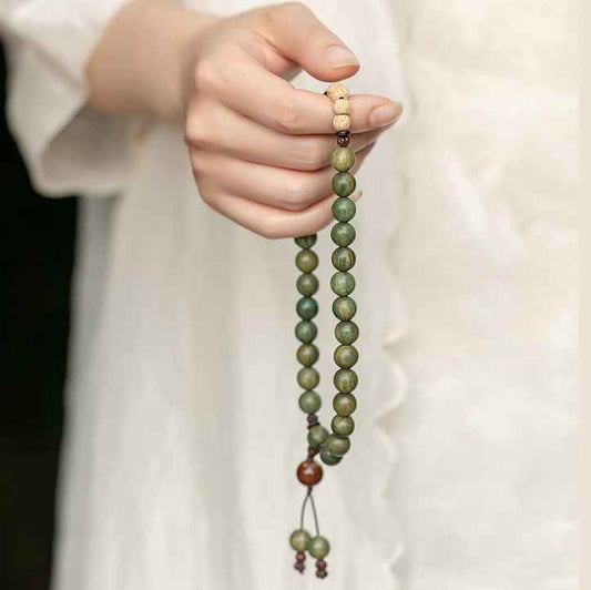 Green Sandalwood Buddhist Beads Bracelet Passion Fruit Seed Bracelet Couple Ethnic Style - Lunaria