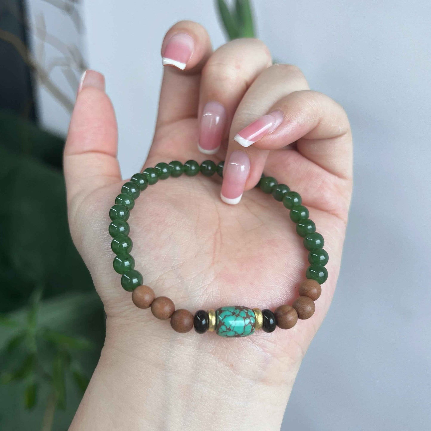 Green Gem Reverie Agarwood Bracelet - Lunaria