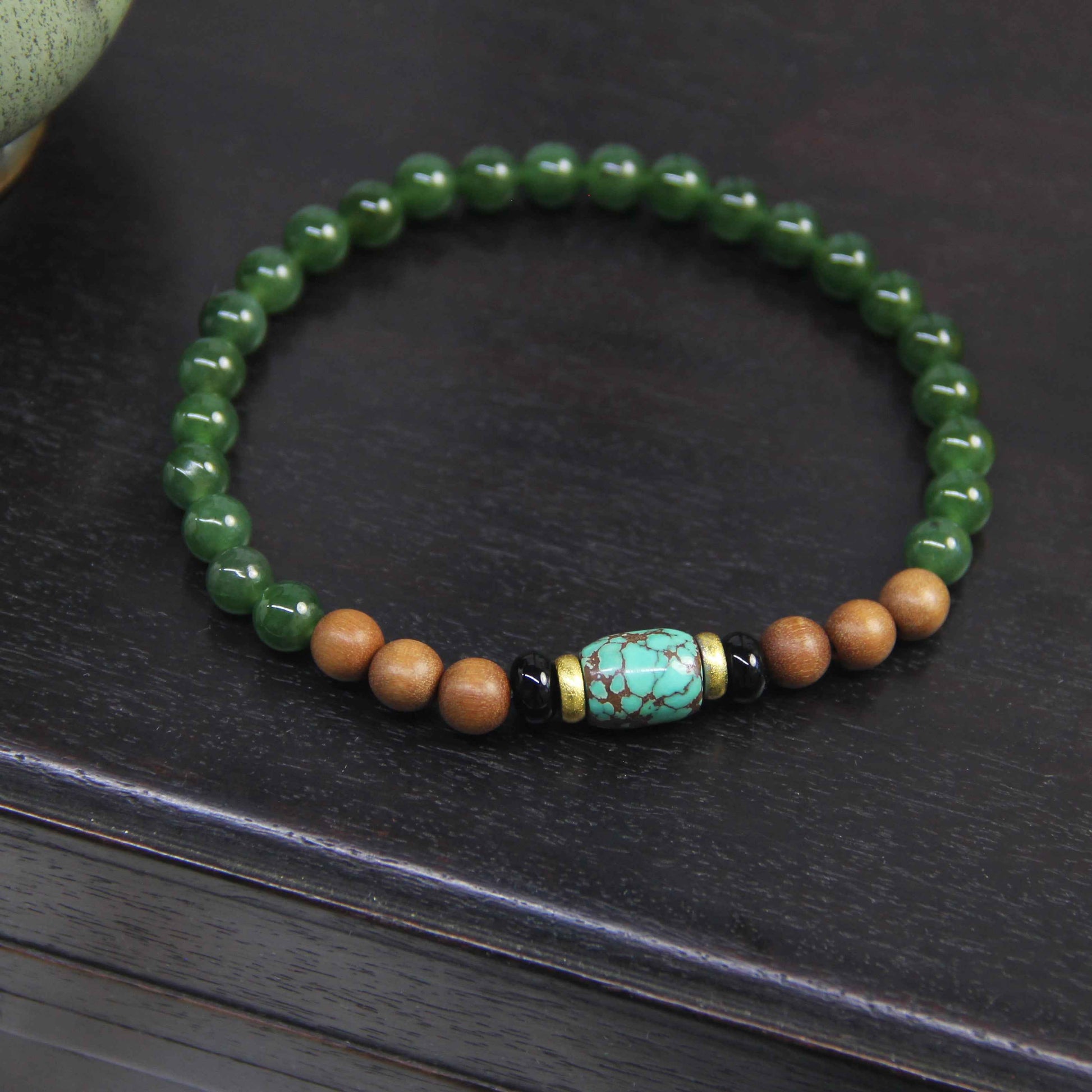 Green Gem Reverie Agarwood Bracelet - Lunaria