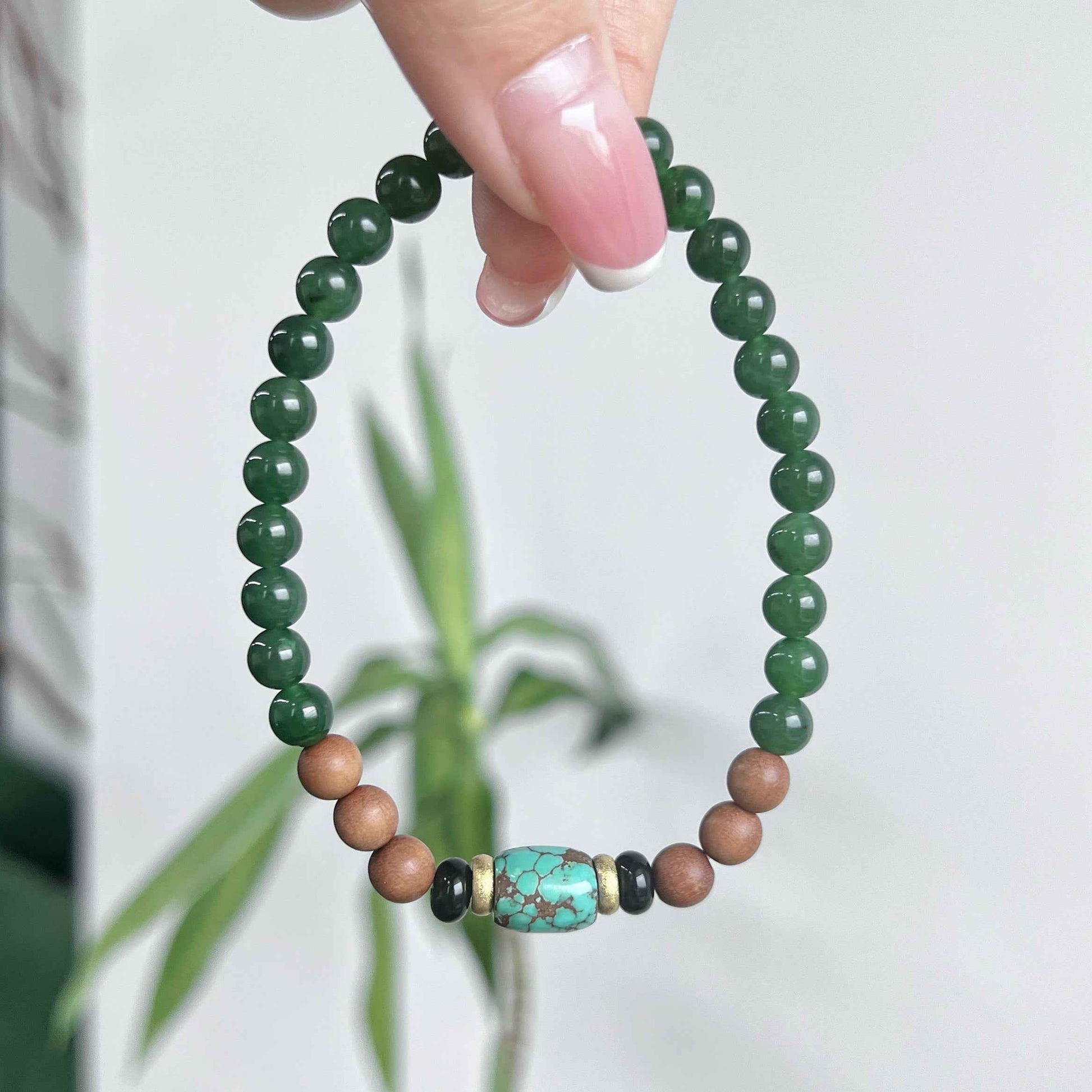 Green Gem Reverie Agarwood Bracelet - Lunaria
